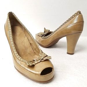 AEROSOLES Tan Peep Toe Heels with Polka Dot Bow